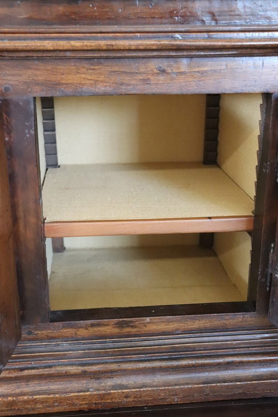 Image 1 of Antique Buffet in Solid Walnut, Italy 17th Century
