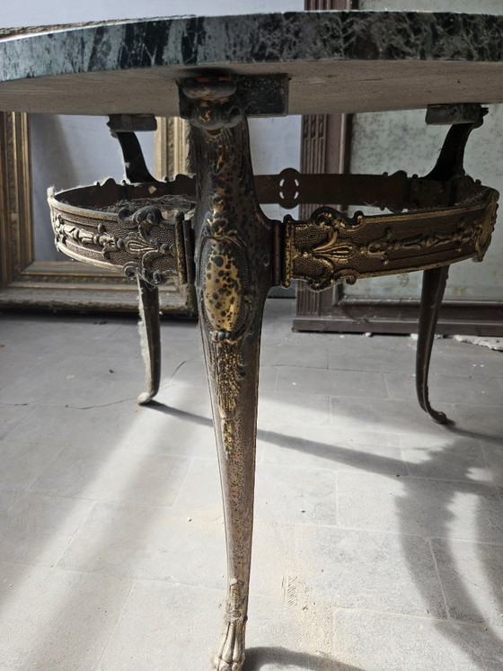 Image 1 of Green marble round table