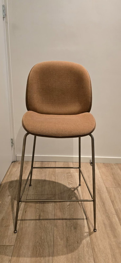 Gubi Beetle Thekenstuhl