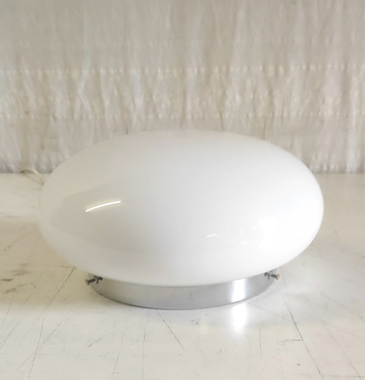 Lampada da soffitto o da parete con globo in vetro opalino - metà del XX secolo