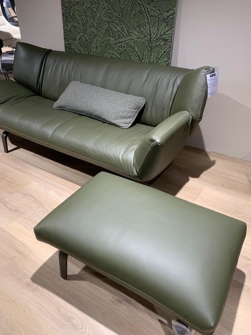 Leolux Devon 3-Sitzer-Sofa olivgrün + Hocker