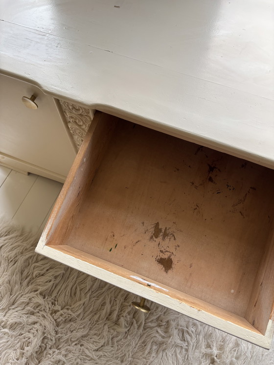 Image 1 of Buffet Art Déco avec de magnifiques boiseries et des poignées dorées