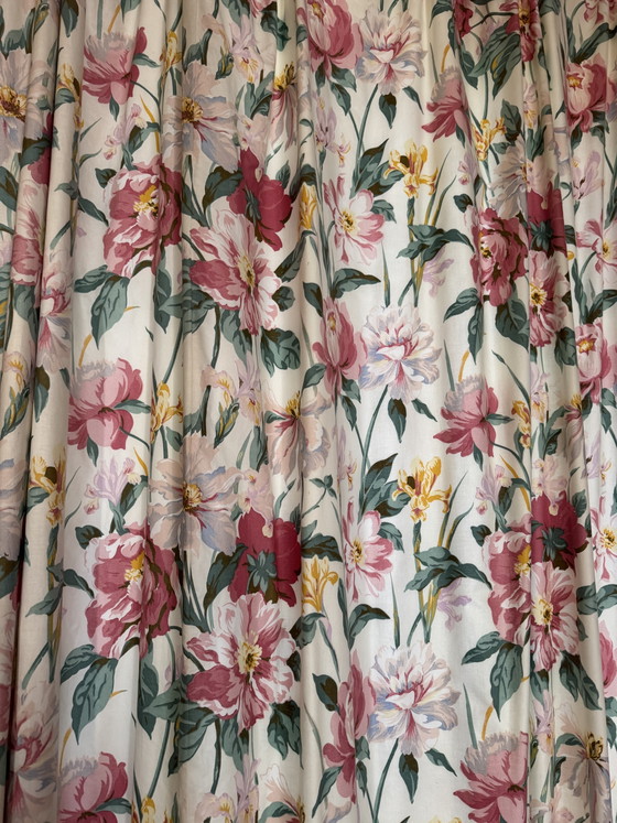 Laura Ashley Floral Curtains 70s – Wall decoration, Cotton (photo 7 of 14)