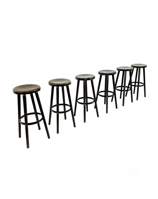 Set van 6 Brutalistische barkrukken ‘80