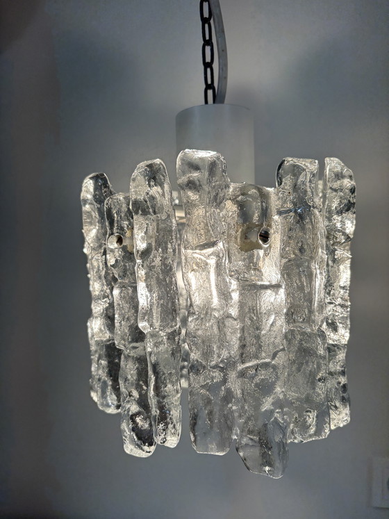 Image 1 of Ijsglas hanglamp van Kalmar Franken, geproduceerd in Oostenrijk gedurende de jaren 60