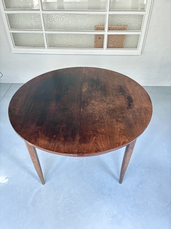 Vintage V-Form Extendable Round Dining Table – 1960s – Wood (photo 11 of 17)