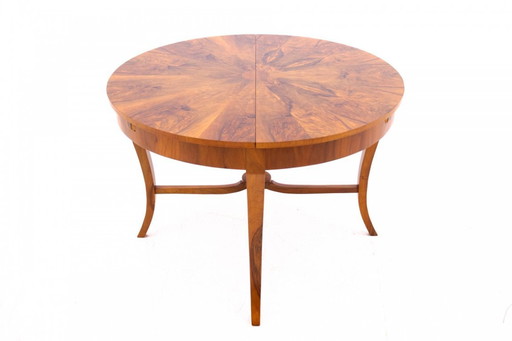 Art Deco round table from the 40s, Poland. After renovation.