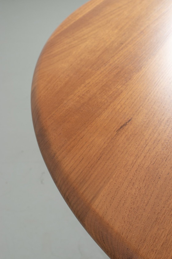 Image 1 of Table de salle à manger ronde danoise, en bois de teck.