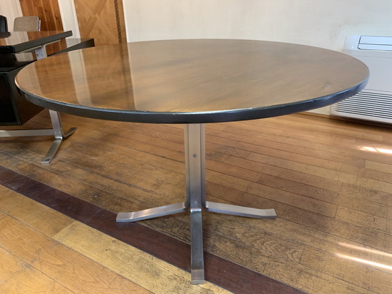 Image 1 of Formanova conference table