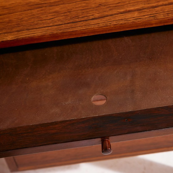 Image 1 of MK11322 Escritorio modelo 207 de palisandro de Arne Vodder