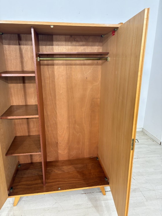 Image 1 of Kledingkast uit het midden van de vorige eeuw / kledingkast uit de jaren 60 / vintage kledingkast