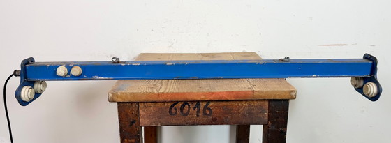 Image 1 of Blauwe industriële hanglamp, jaren 70