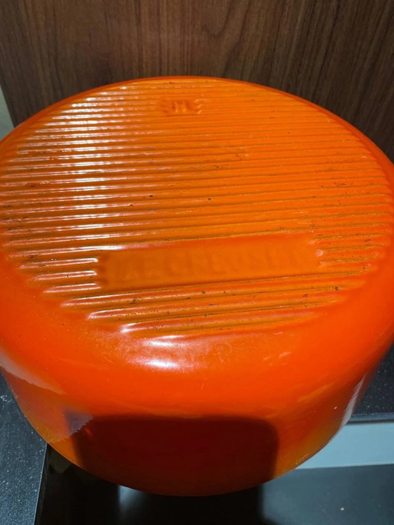 Large Le Creuset Volcanic Orange Enameled Cast Iron Dutch Oven – Made in France – Decorative Objects (photo 3 of 4)