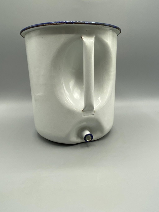 Antique White and Blue Enameled Sheet Metal Hygiene Wall Fountain – 18 cm – decoratieve objecten