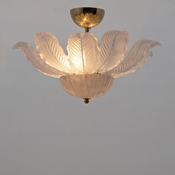 Plafoniera in vetro di Murano con petali di vetro bianco a forma di fiore – Lampade a sospensione (photo 3 of 8)