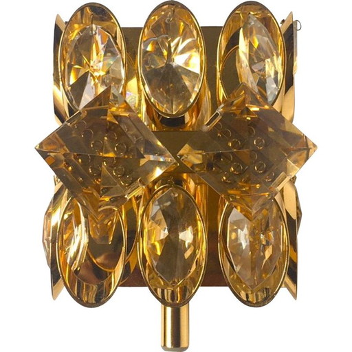 Lámpara de pared vintage de latón dorado y cristal de Palwa, 1960