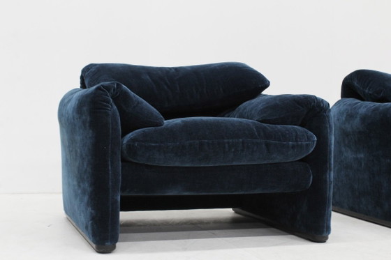 Poltrone Cassina Maralunga di Vico Magistretti, set di 2, Velluto, Blu, Vintage (foto 6 di 11)