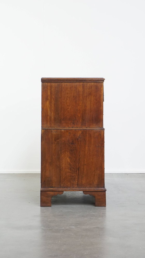 Image 1 of Cómoda baja clásica inglesa antigua / cómoda sobre cómoda
