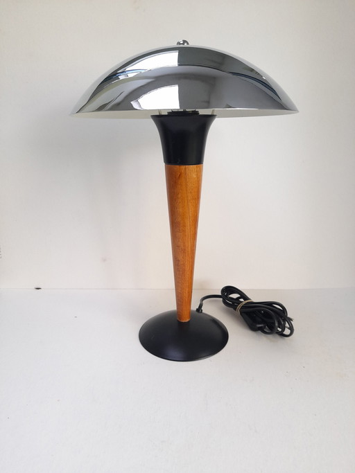 Mushroom-shaped table lamp in chrome and wood
