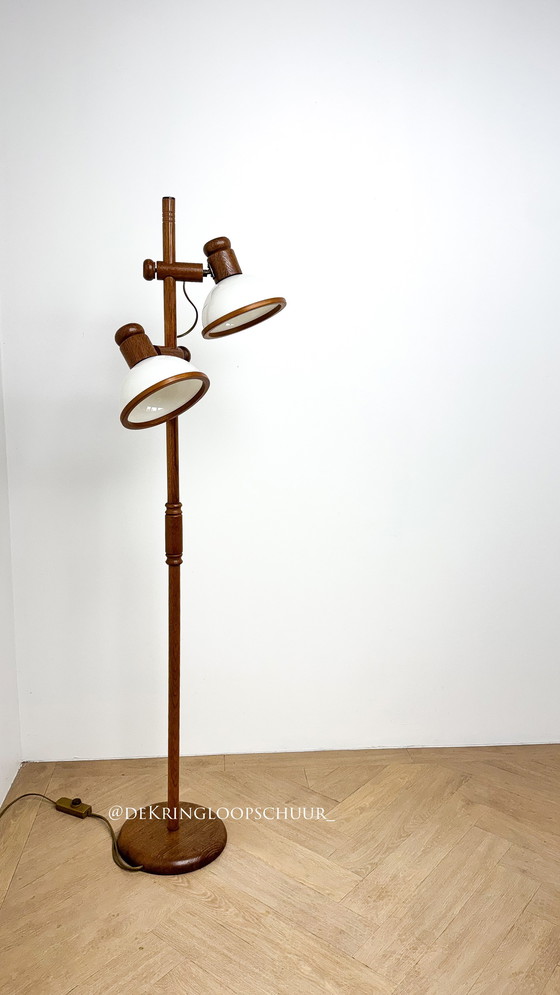 Image 1 of Vintage Houten Vloerlamp Van Steinhauer Met Twee Kappen