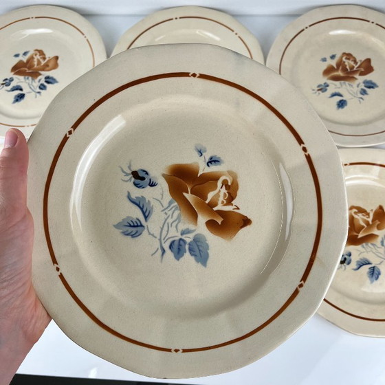 Image 1 of Set of 6 Sarreguemines dinner plates with floral motif, first half of the 20th century