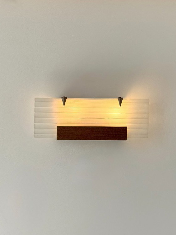 Image 1 of Vintage wandlamp, verchroomd metaal en mat glas, Frankrijk, 1940