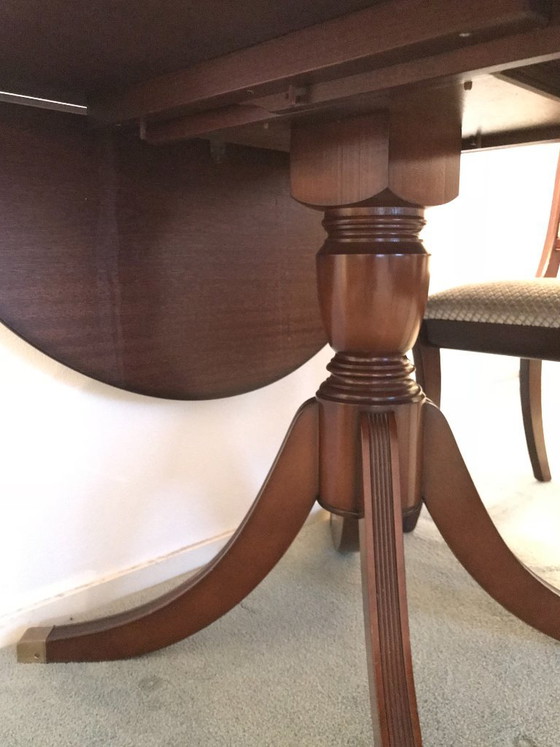 Heldense - Oval Mahogany Drop-leaf Table – Dining tables, Wood (photo 3 of 6)