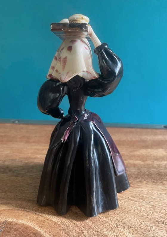 Image 1 of Statuina in ceramica Neuquelman