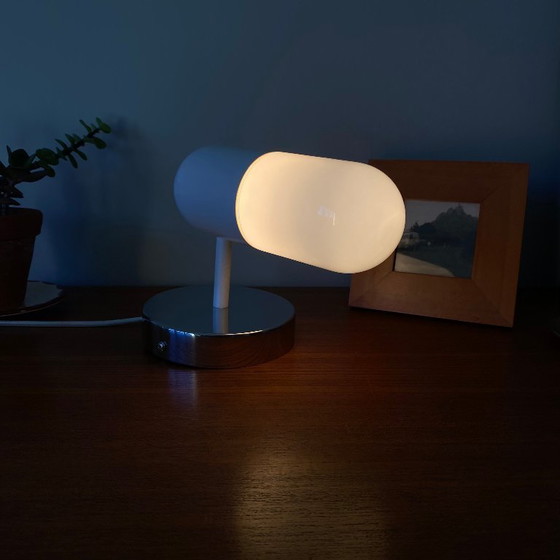 Image 1 of Applique tubolare in vetro bianco e acciaio inossidabile degli anni '80