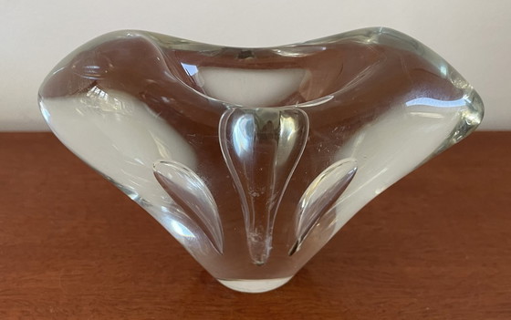 Image 1 of vintage Jaakko Niemi heart vase. Nuutajarvi Notsjo. Finnish glass. signed in 1961.