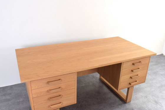 Image 1 of Scrivania Mid-Century in quercia di Torben Valeur e Henning Jensen per Dyrlund, anni '60.