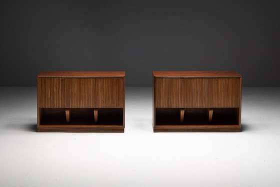 Image 1 of Credenza a doghe modernista, Italia, anni '60