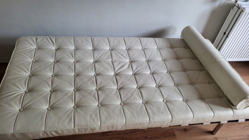 Lettino da giorno - Barcelona di Knoll Style. – daybeds, Leather (photo 2 of 7)