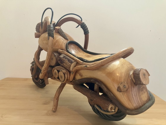 Image 1 of Harley Davidson - Chopper-Motorrad aus Holz