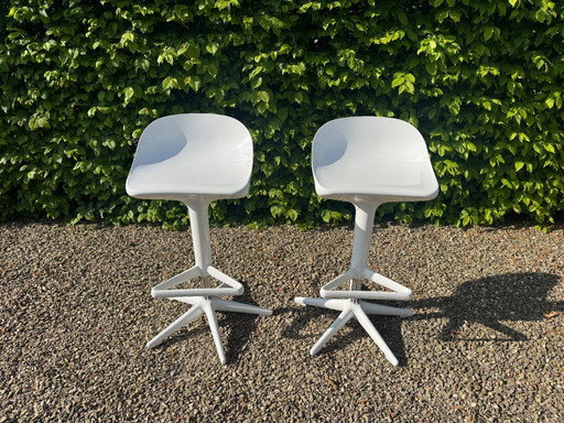 2 sgabelli da bar Kartell Spoon bianchi