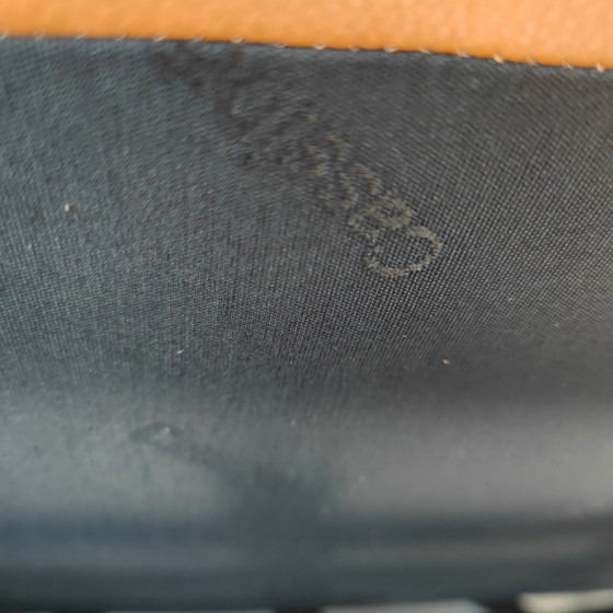 Image 1 of Poltrona Cassina LC3 in pelle cammello naturale