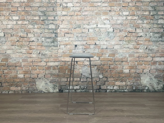 Cappellini Hi Pad Tabouret – Tissu Gris | Jasper Morrison – Tabourets de bar, Metal, Textile (photo 2 of 6)