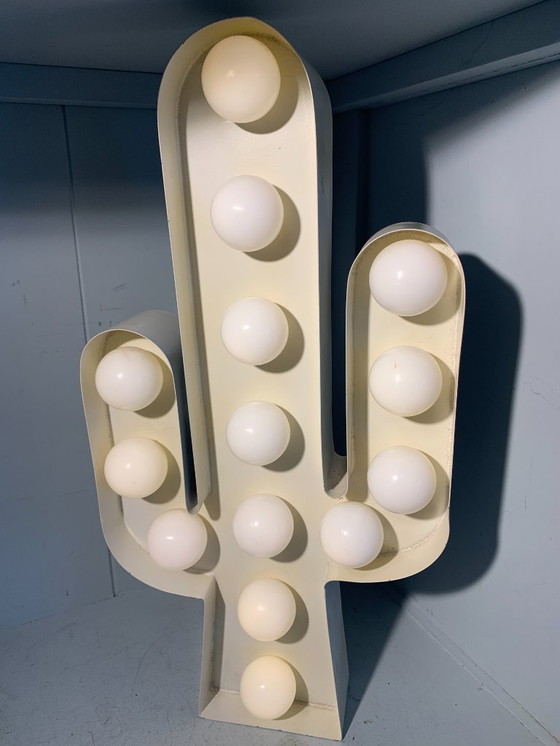 Image 1 of VINTAGE Cactus Designlamp (Staande lamp) - Met alle lichtbollen werkend en goede schakelaar - 2x AA - Staande lamp - Metaal