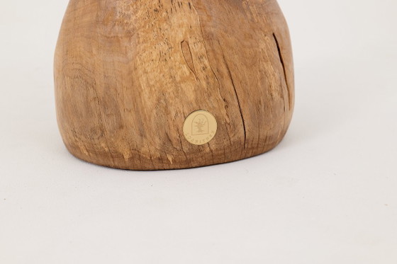Image 1 of Table d'appoint sculpturale, tabouret, bois massif, noyer, design contemporain, Logniture