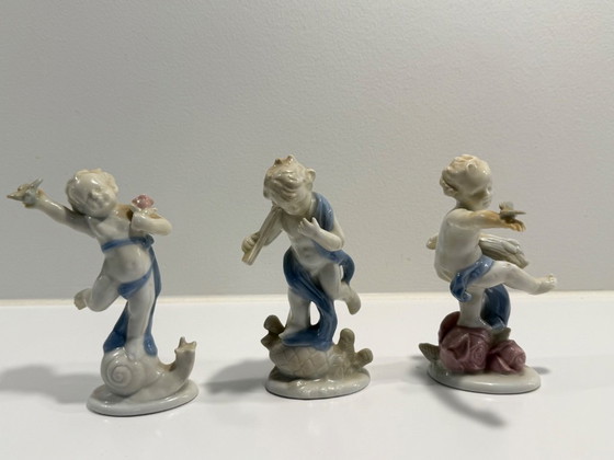 Early 20th century Antique Porcelain Figurines – Sculpture (photo 2 of 12)