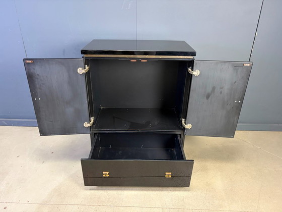 Armario de estilo Maison Jansen francés, década de 1970. – Wood, Brass (photo 10 of 11)