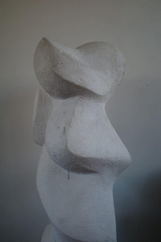 Image 1 of Stehende Granit-Stein-Skulptur