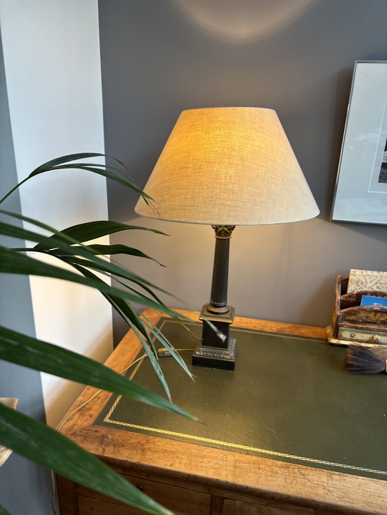 Image 1 of Klassische Lampe mit Leinenschirm