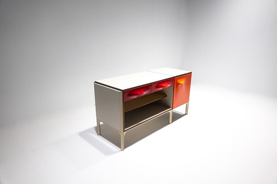 Image 1 of Bureau moderne du Mid-Century avec plateau coulissant par Raymond Loewy, 1960S