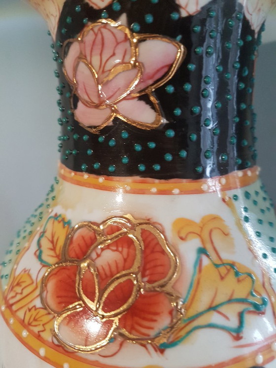 Image 1 of Chinese vase - hand-painted - relief speckles - marked