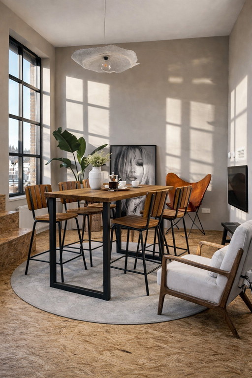 Eettafel ha incontrato 4 eetstoelen van Eijerkamp