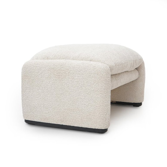 Image 1 of “Maralunga” armchair with pouf by Vico Magistretti for Cassina, 1970s