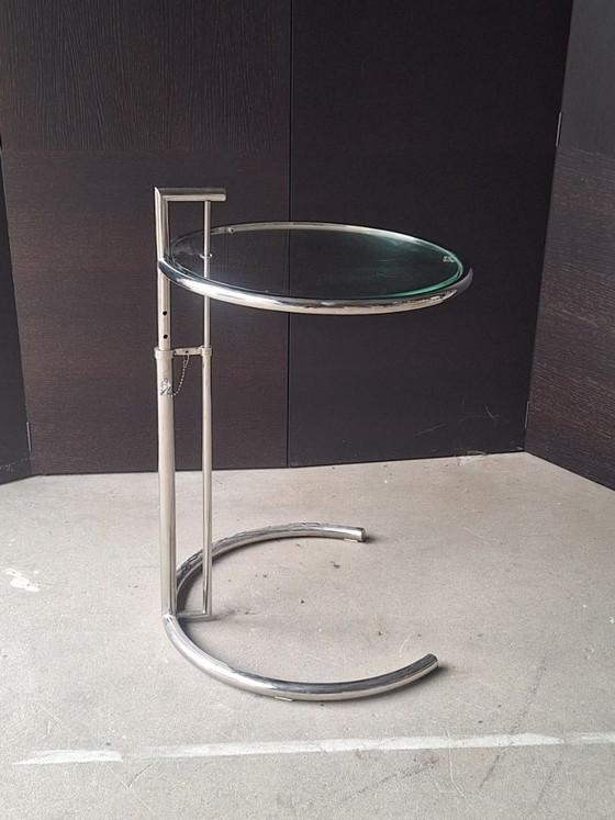 Tavolo regolabile E. 1027 di Eileen Gray - ClassiCon – Tavolini, Glass (photo 4 of 6)