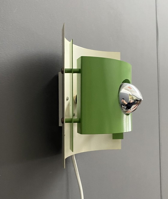 Image 1 of Applique murale Anvia Holland en métal vert, style années 1970, ère spatiale