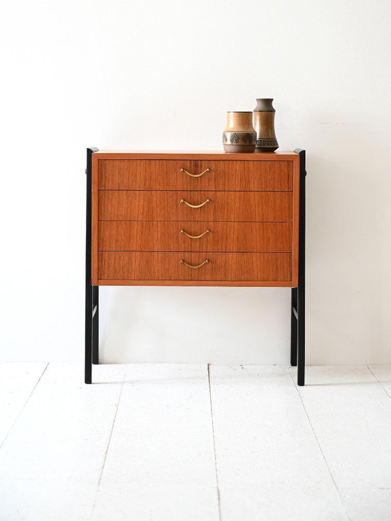 Image 1 of Table de nuit vintage en teck scandinave avec quatre tiroirs
